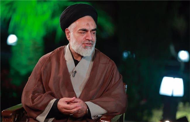 امام جمعه اصفهان: کسی که حجاب ندارد با عقل خود مخالفت می‌کند