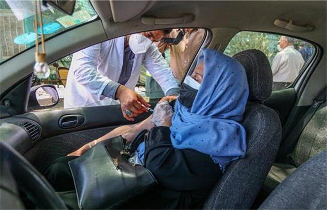 ستاد امر به معروف: لمس دست نامحرم هنگام تزریق واکسن حرام است