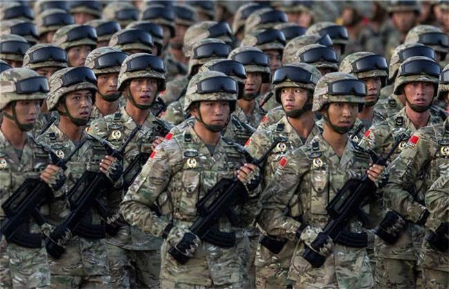 تحرکات نظامی چین در امارات