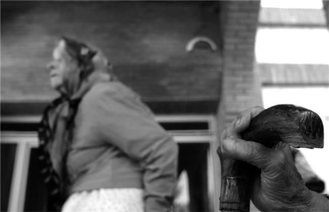 «زنان سالمند» زیر سایه خشونت اقتصادی