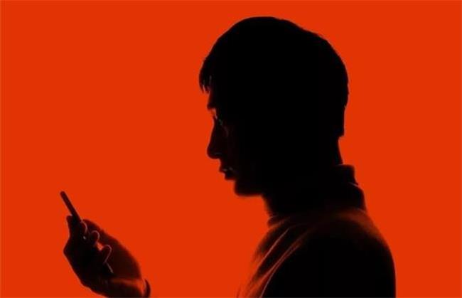 تحقیق انجمن روان‌شناسی آمریکا: شبکه‌های اجتماعی می‌توانند مغز را ضعیف کنند