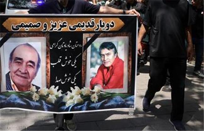 خاموشی پهلوان آواز
