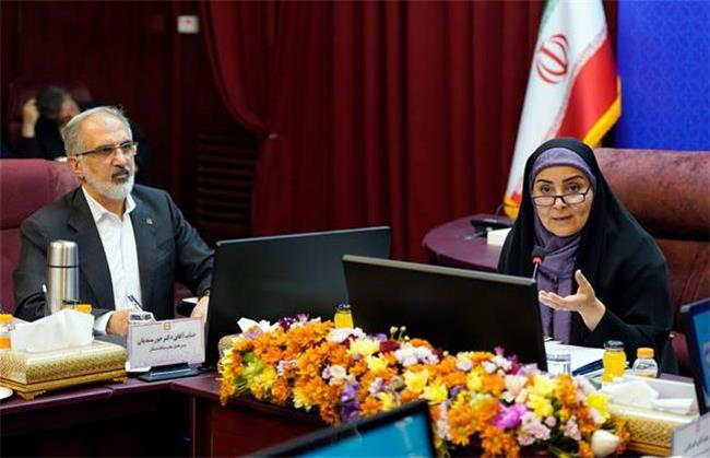 وزیر راه و شهرسازی: عملکرد بانک مسکن در سال ۱۴۰۴ فراتر از انتظار بود / اقدامات این بانک شایسته تقدیر و الگویی برای سایر نهادهاست